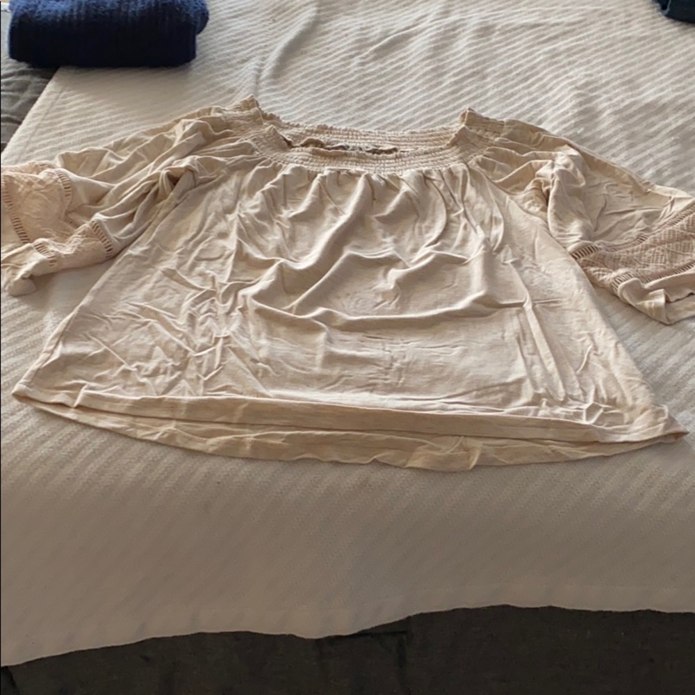 Off shoulder shirt